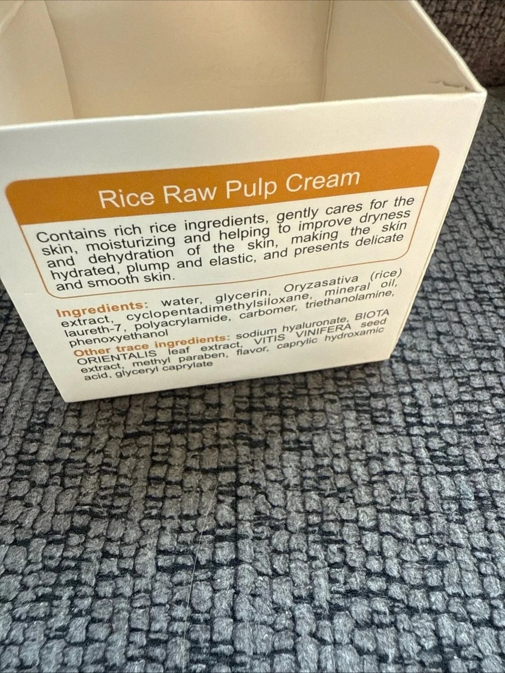 Aqua Rice Raw Pulp Cream - White
